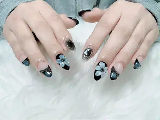ネイル Hina ネイルサロンのネイルデザイン