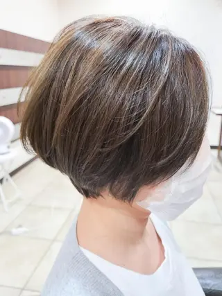 ショート カラー ブリーチ、デザイン  カラー福士直矢のヘアスタイル