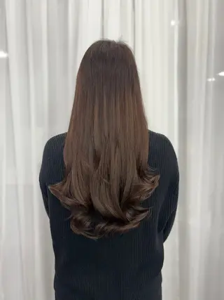 ロング チョイ  インセイのヘアスタイル
