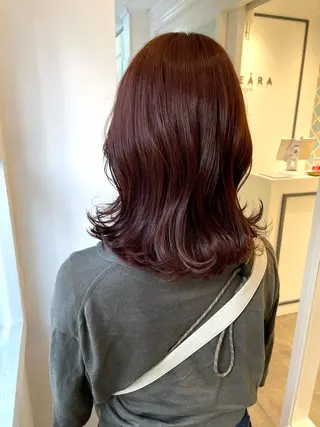 セミロング カラー SHEARA BY CARE所属・. AYUKAのヘアスタイル