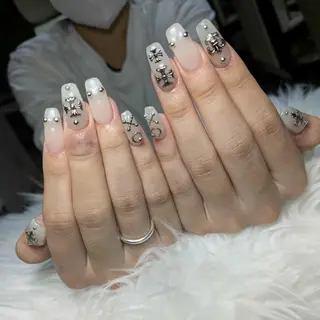 ネイル Queen Nail 柏店 クイーンネイルのネイルデザイン