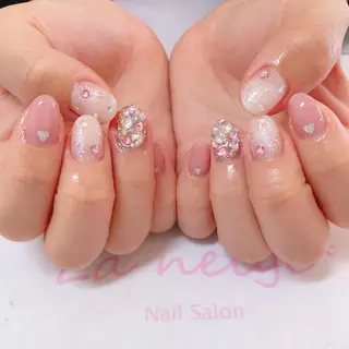 ネイル La neige* yuki 🐩🌙のネイルデザイン
