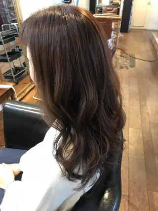 ロング カラー ヘアアレンジ マエダ　カズエ🫶 coronahairのヘアスタイル