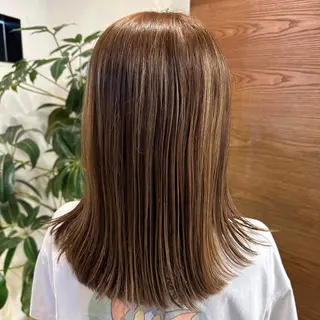 ミディアム momo 札幌美容師のヘアスタイル