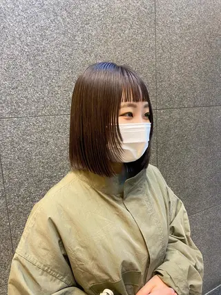 ミディアム デザインカラー/ボブ ブリーチカラー/ユリのヘアスタイル