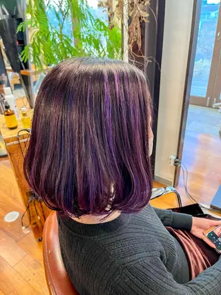 ミディアム カラー 佐藤 美聡のヘアスタイル
