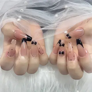 ネイル Hin Nailsのネイルデザイン