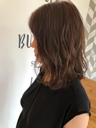 カラー mu ku.のヘアスタイル