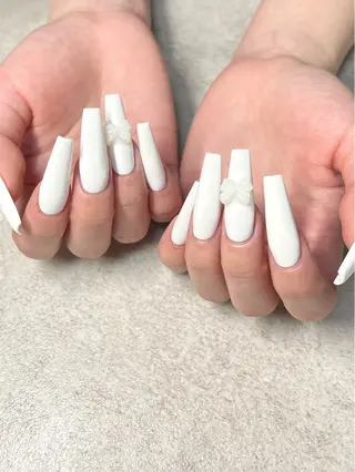 ネイル ネイルルーム チャームのネイルデザイン