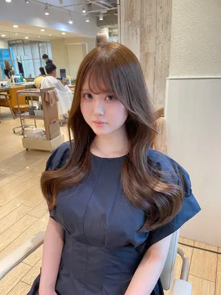 ロング 表参道小顔カット前髪 割れ改善クロスパーマのヘアスタイル