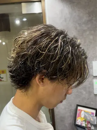 ミディアム カラー パーマ メンズ シュンヤ🔥メンズ パーマ特化🔥新小岩のヘアスタイル