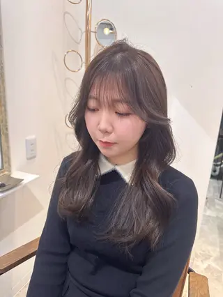 ロング カラー 赤み無し柔らかカラー 【梅田】madokaのヘアスタイル