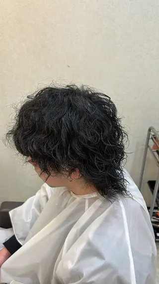 パーマ 善財 康葵のヘアスタイル