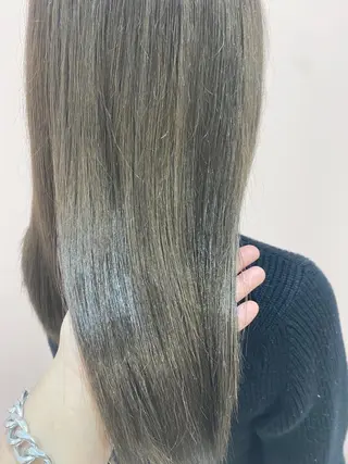 セミロング 西本 夏美のヘアスタイル