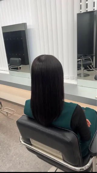 セミロング 髪質改善ストレート Kantaのヘアスタイル