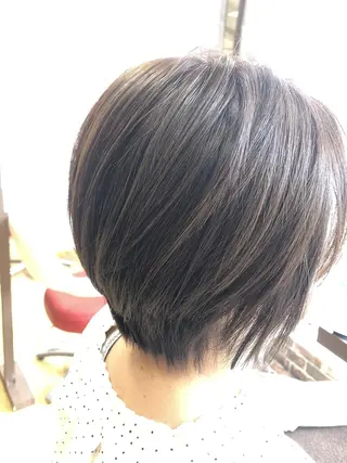 ショート 髪質改善美容師🐥 艶だし職人/薄野大輔のヘアスタイル