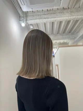 ミディアム カラー 🌬️attrait 髪質改善/個室サロンのヘアスタイル