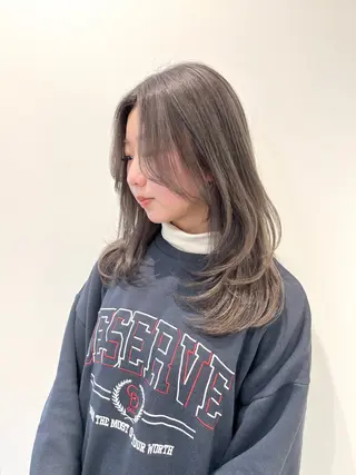 セミロング カラー レイヤー⭐️カラー ⭐️平川雅史のヘアスタイル