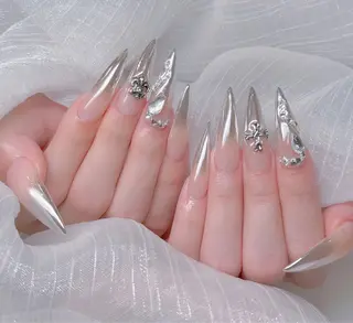 ネイル REI レイのネイルデザイン