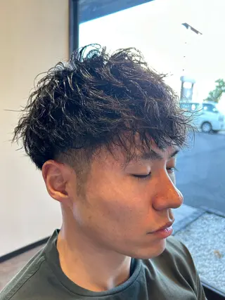 パーマ 永谷 嵐士のヘアスタイル
