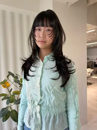 ロング カラー 海外レイヤー /NAGISAのヘアスタイル