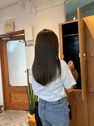カラー aiko【艶カラー ・ミニモ年内で終了】のヘアスタイル