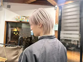 ショート カラー 💖艶・ブリーチ 透明感miyu💖のヘアスタイル
