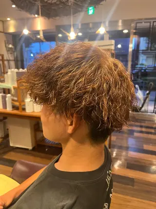 パーマ メンズ よしだ しおりのヘアスタイル