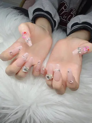 ネイル Lee Nailsのネイルデザイン