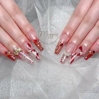 ネイル Maggie Nail🦩のネイルデザイン