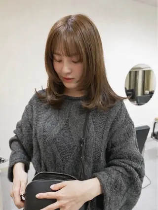 セミロング カラー トレンドと似合わせ/ マンツーマン/西上楓のヘアスタイル