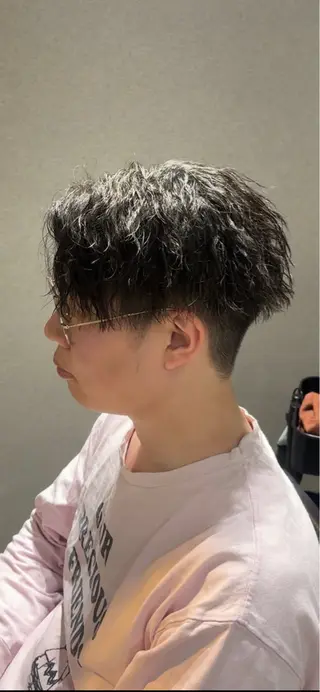パーマ メンズ メンズ特化 ulus高森蓮のヘアスタイル