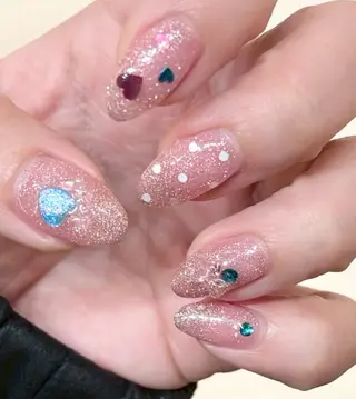 ネイル 亀山 ゆらのネイルデザイン