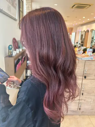 カラー 小久保 彰子のヘアスタイル