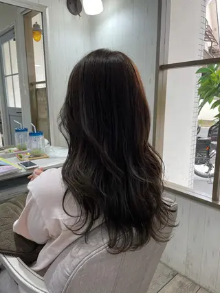 ロング ネモトメイナ🌿 今月末で退職しますのヘアスタイル