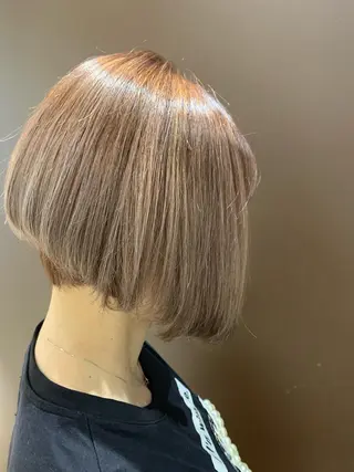 ショート カラー ヘアアレンジ きむえり/髪質改善 /うねり広がり改善のヘアスタイル