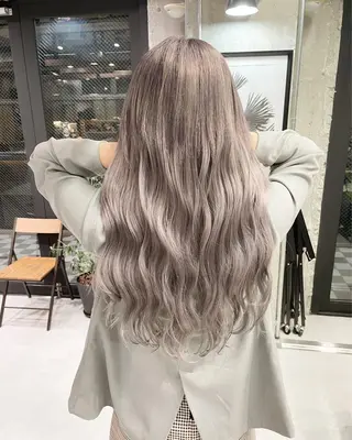 ロング カラー ヘアアレンジ TATSUYA アートディレクターのヘアスタイル