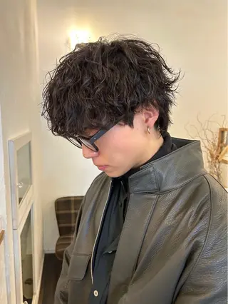 ショート パーマ メンズ 水谷 優華のヘアスタイル