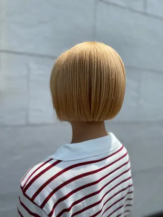 ショート カラー 山西 真琴のヘアスタイル