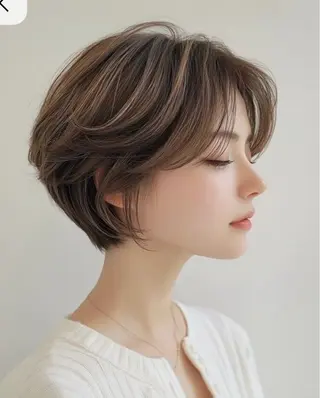 ショート 透明感カラー/ 顔周りcut♡シホのヘアスタイル
