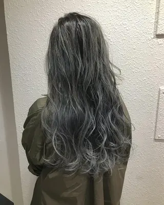カラー HIRO. ★のヘアスタイル