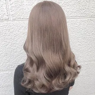 ミディアム カラー RAISE by_WHITEのヘアスタイル