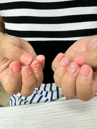 ネイル VENUSBELT 杏のネイルデザイン