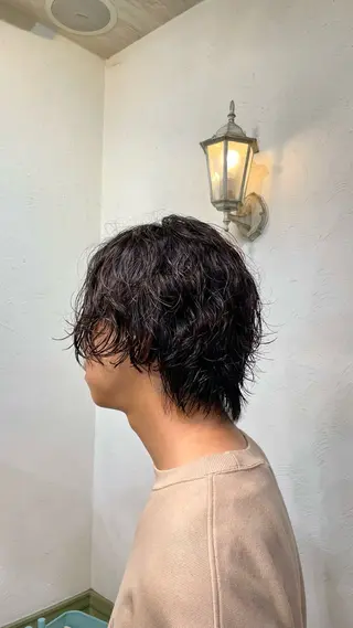 パーマ メンズ 坂本菜摘 |レイヤーカットのヘアスタイル