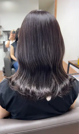 ミディアム カラー GRAN LUSSO 【MIHARU】のヘアスタイル