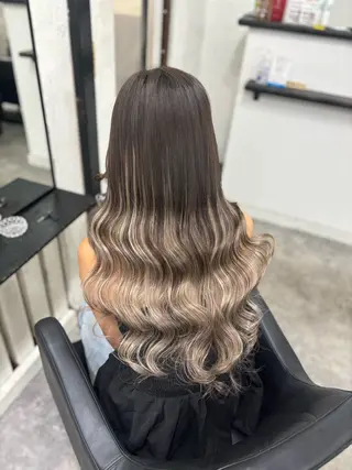 ロング Miku シールエクステのヘアスタイル