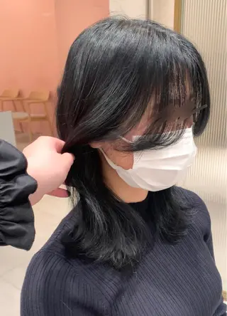 ミディアム カラー ヘアアレンジ 内田 志乃のヘアスタイル