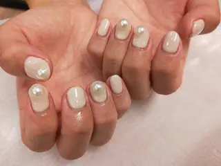 ネイル はばすみれ🎀ﾈｲﾙ 光ﾌｪｲｼｬﾙ ﾍｱのネイルデザイン