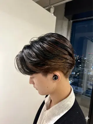 メンズ トシキ/艶カラー /似合わせカットのヘアスタイル