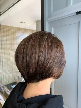 ショート ツキダテ ユイのヘアスタイル